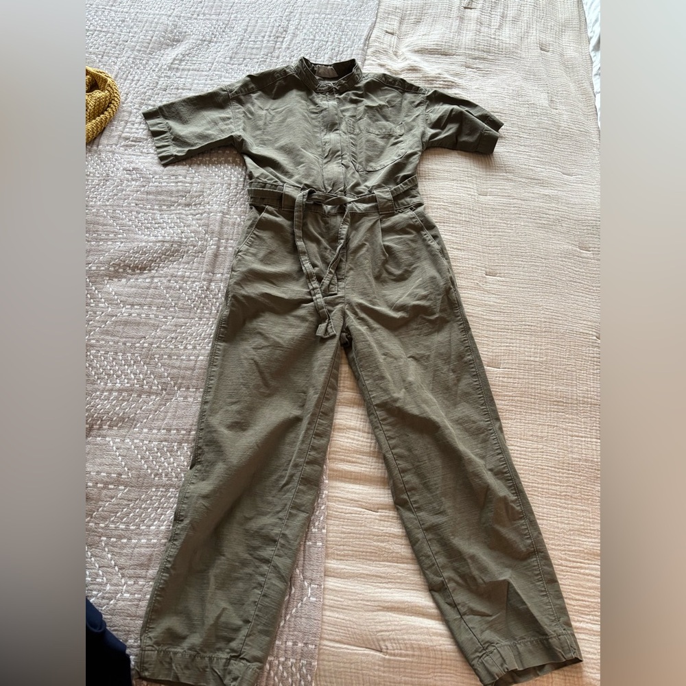 Everlane short sleeve jumpsuit